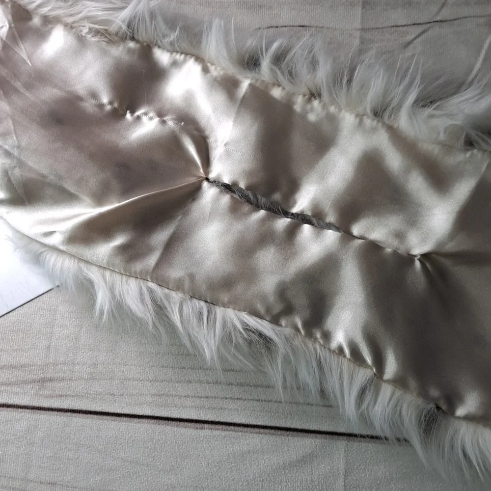 Chico's Cora Pull Through Faux Fur Scarf